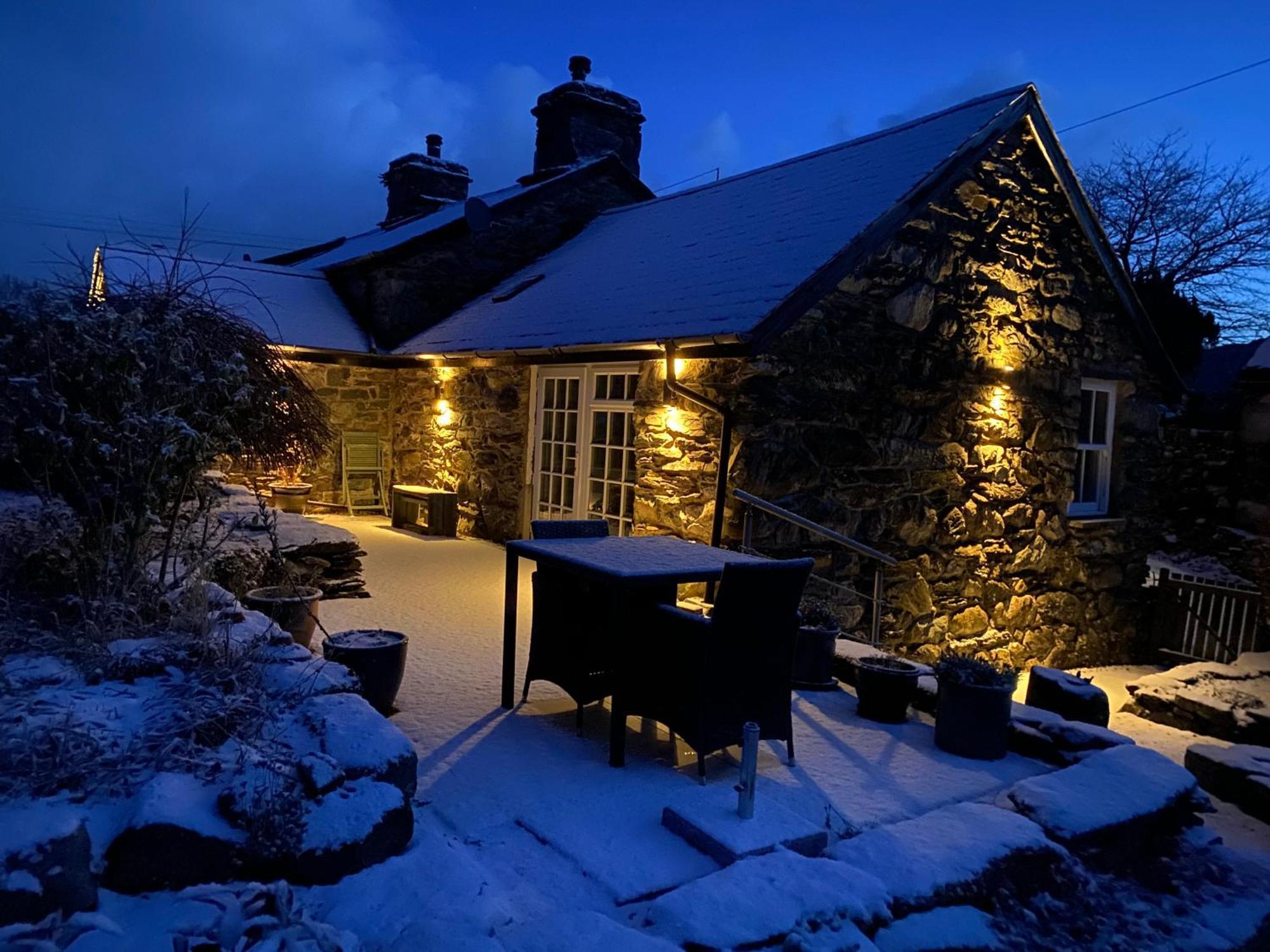 Garth Engan Private Self Contained B&B With Garden Area Llanbedr  Exterior photo